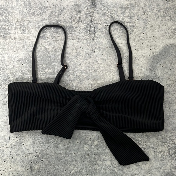 Frankie's Bikinis Enzo Bikini Top NEW - Picture 2 of 5